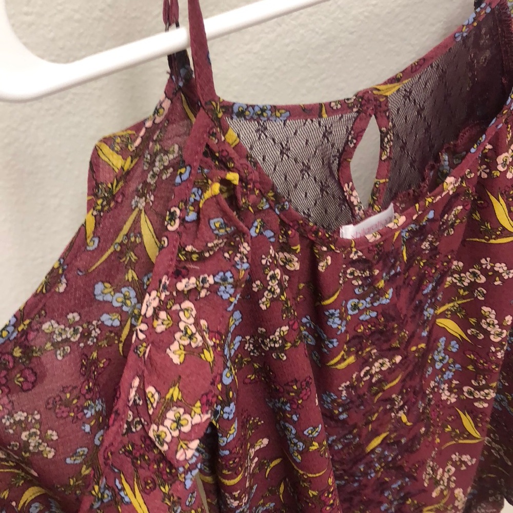 Maroon long sleeves loose blouse